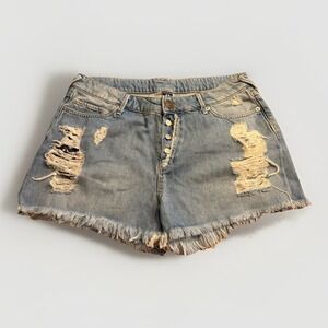 True Religion Cut-Off High Rise Cut Off Short Size 32